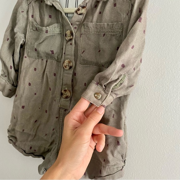 Jessica Simpson 12 month long sleeve romper - Picture 3 of 6